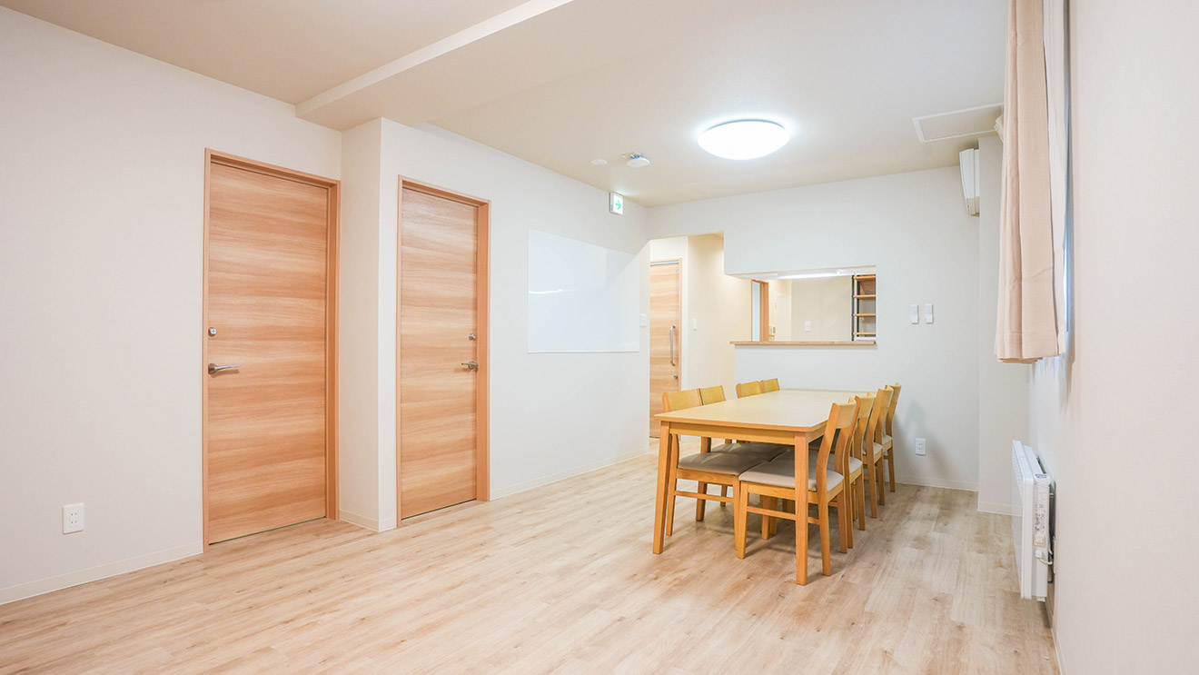 自立援助ホーム施設内装